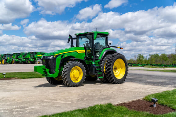 Image of John Deere 8R 250 Primary image
