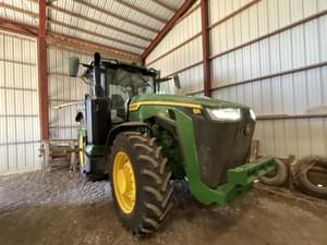 2023 John Deere 8R 250 Image
