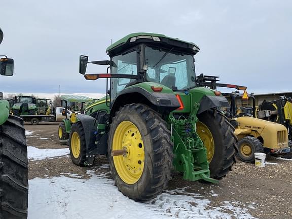 Image of John Deere 8R 250 equipment image 2