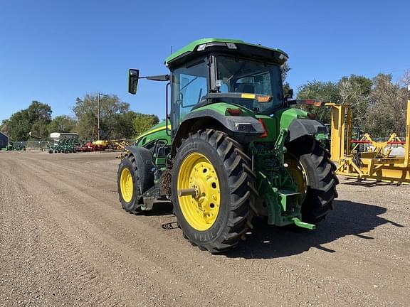 Image of John Deere 8R 250 equipment image 3