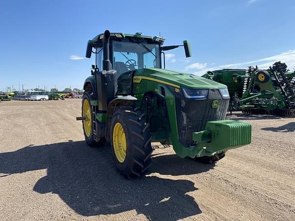 Image of John Deere 8R 250 equipment image 1