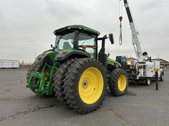 Image of John Deere 8R 250 equipment image 4