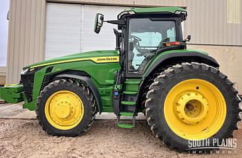 2023 John Deere 8R 250 Equipment Image0