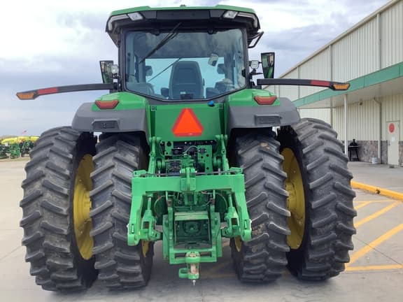 Image of John Deere 8R 250 equipment image 4