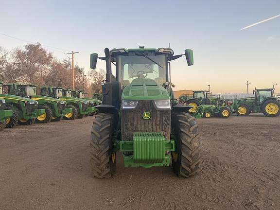 Image of John Deere 8R 250 equipment image 4