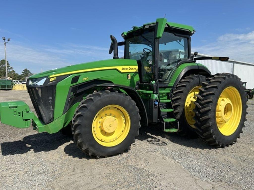 Image of John Deere 8R 250 Primary image