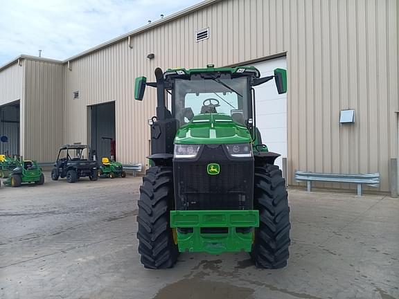 Image of John Deere 8R 250 equipment image 4