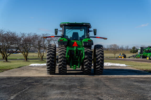 Image of John Deere 8R 250 equipment image 3