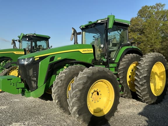 Image of John Deere 8R 250 equipment image 3