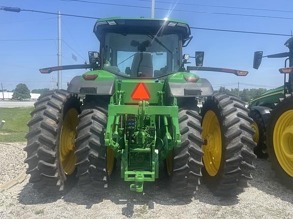 Image of John Deere 8R 250 equipment image 1