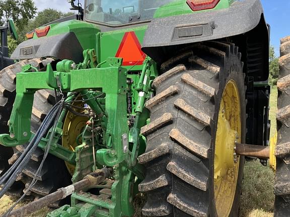 Image of John Deere 8R 250 equipment image 2