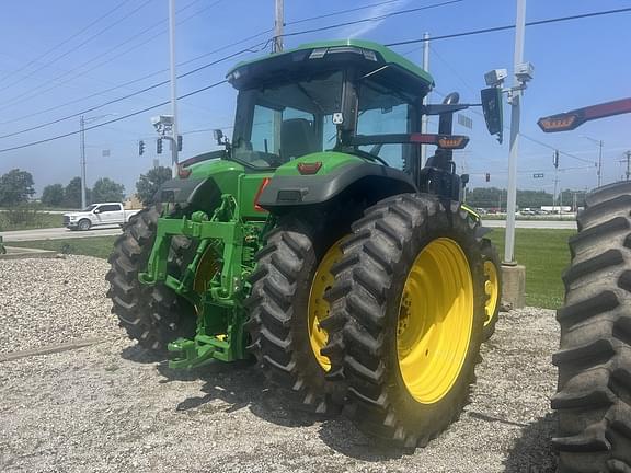 Image of John Deere 8R 250 equipment image 2