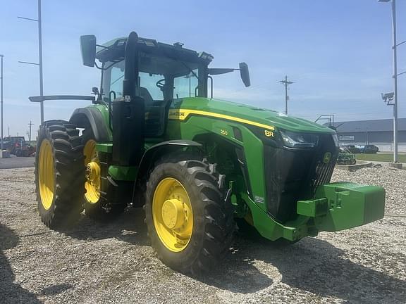 Image of John Deere 8R 250 Primary image