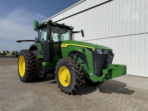 2023 John Deere 8R 250 Image
