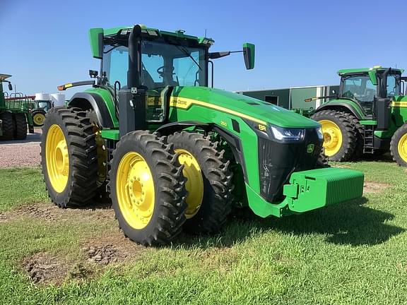 Image of John Deere 8R 250 Primary image