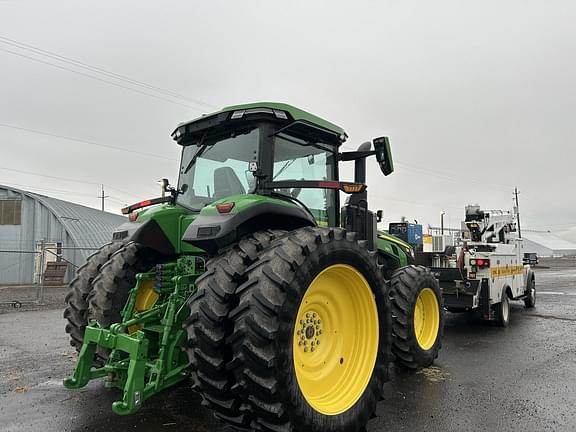 Image of John Deere 8R 250 equipment image 4