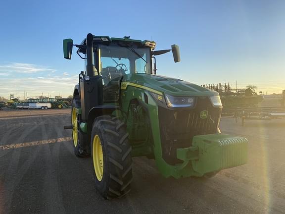 Image of John Deere 8R 250 equipment image 1