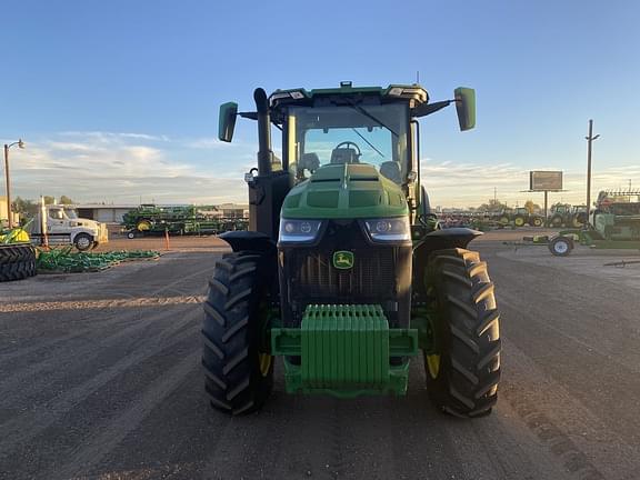 Image of John Deere 8R 250 equipment image 4