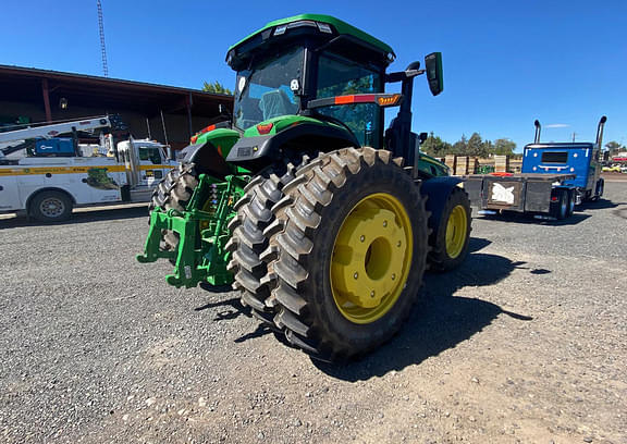 Image of John Deere 8R 250 equipment image 3