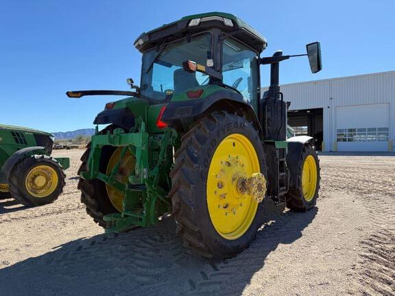 Image of John Deere 8R 250 equipment image 4