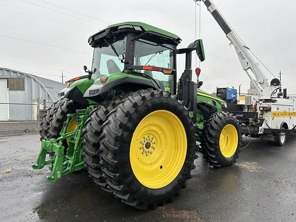 Image of John Deere 8R 250 equipment image 4