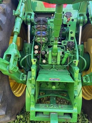 Image of John Deere 8R 280 equipment image 4