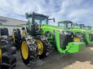 2023 John Deere 8R 280 Image