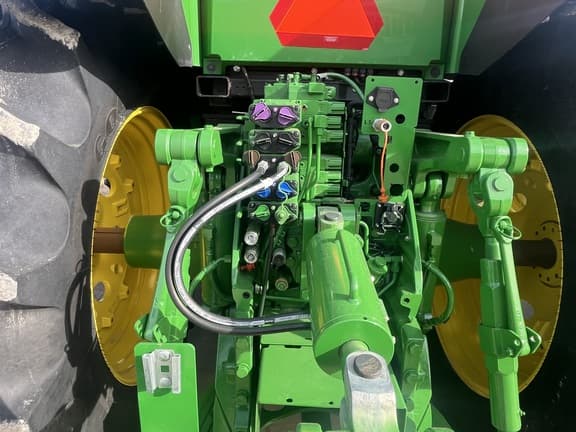 Image of John Deere 8R 280 equipment image 3
