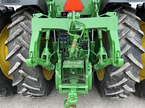 Image of John Deere 8R 280 equipment image 4