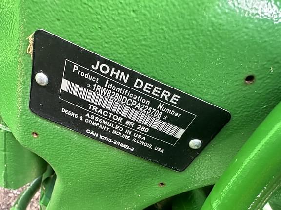 Image of John Deere 8R 280 equipment image 4