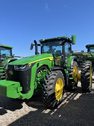 2023 John Deere 8R 280 Equipment Image0