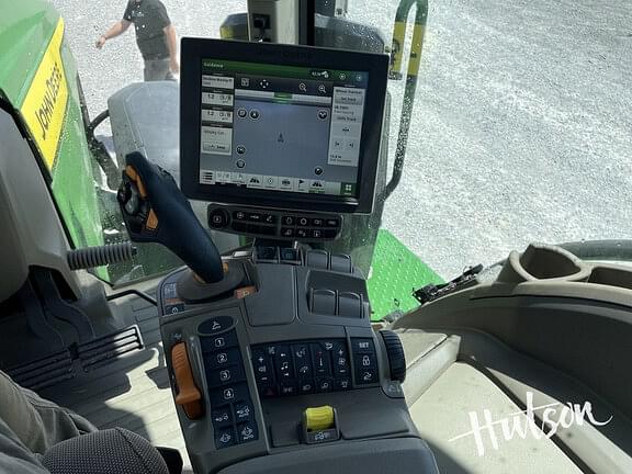 Image of John Deere 8R 280 equipment image 2