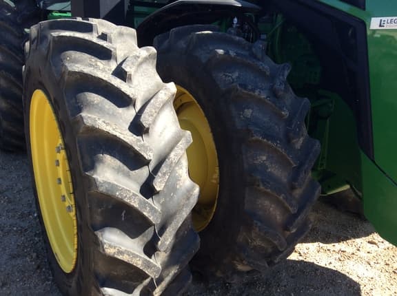 Image of John Deere 8R 280 equipment image 4