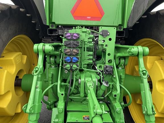 Image of John Deere 8R 280 equipment image 2