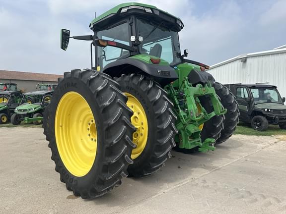 Image of John Deere 8R 280 equipment image 2