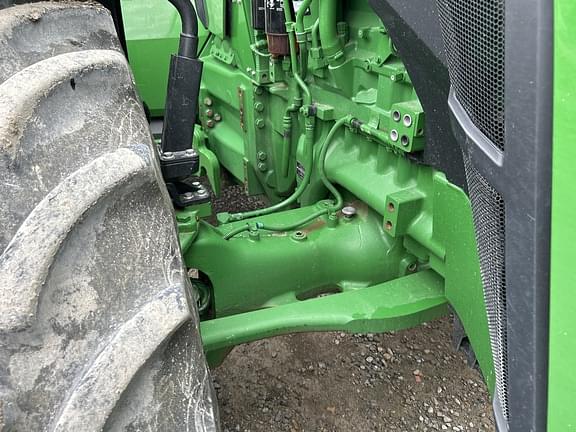 Image of John Deere 8R 280 equipment image 4