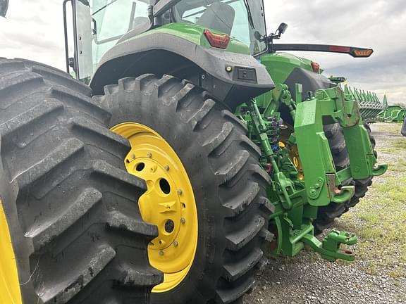 Image of John Deere 8R 280 equipment image 4