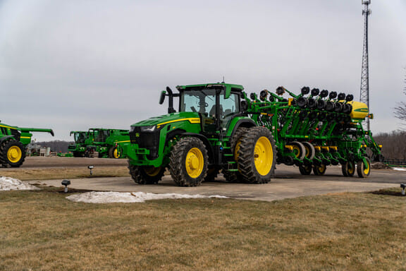 2023 John Deere 8R 280 Equipment Image0