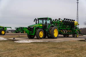 2023 John Deere 8R 280 Image