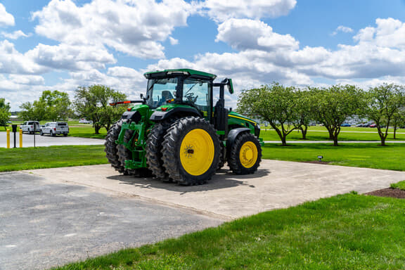 Image of John Deere 8R 280 equipment image 4
