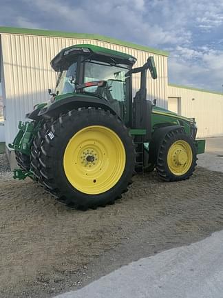 Image of John Deere 8R 280 equipment image 2