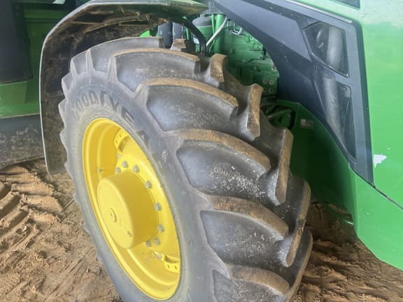Image of John Deere 8R 280 equipment image 4