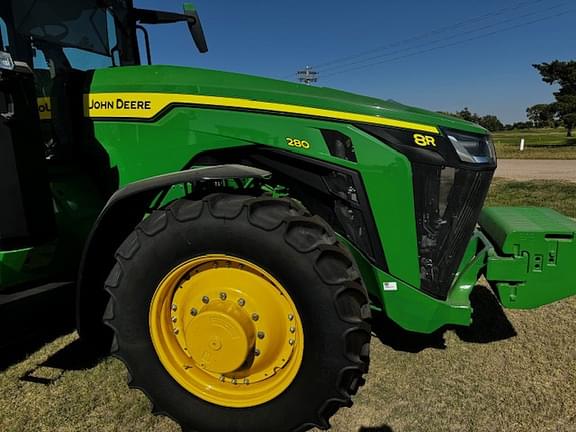 Image of John Deere 8R 280 equipment image 3