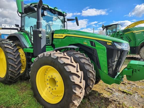 Image of John Deere 8R 280 equipment image 4