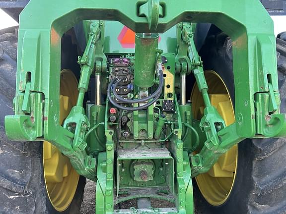 Image of John Deere 8R 280 equipment image 3