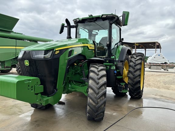 2023 John Deere 8R 280 Equipment Image0
