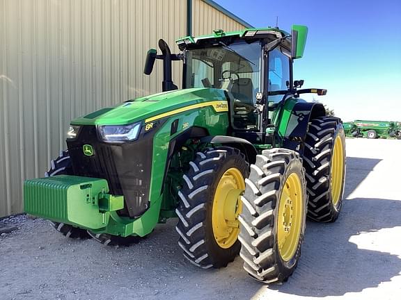 Image of John Deere 8R 280 equipment image 4