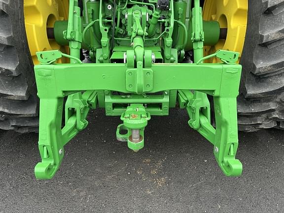 Image of John Deere 8R 280 equipment image 2