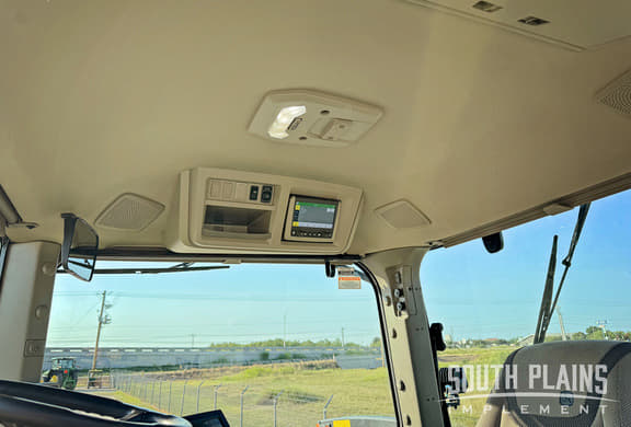 Image of John Deere 8R 280 equipment image 4