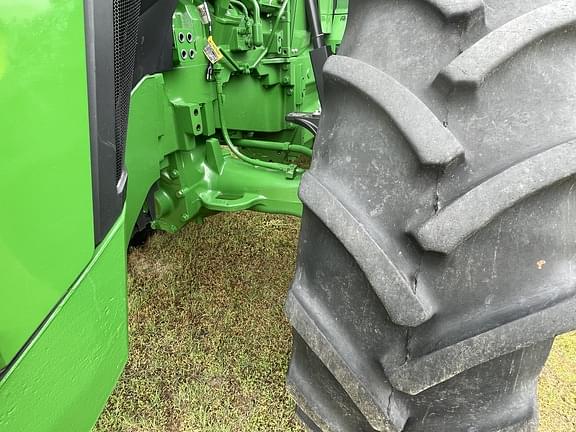 Image of John Deere 8R 280 equipment image 2